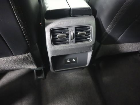 Used 2024 Nissan Rogue SV w/ SV Premium Package image 20