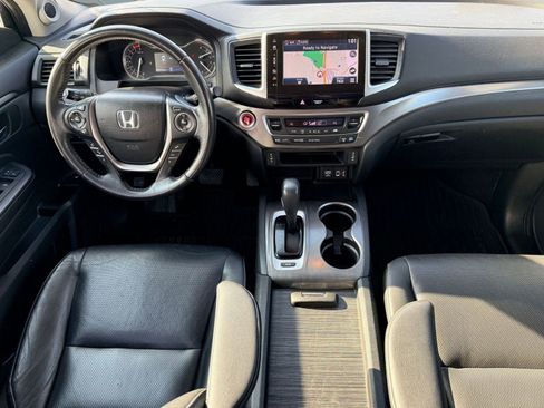 Used 2018 Honda Ridgeline RTL-T image 4