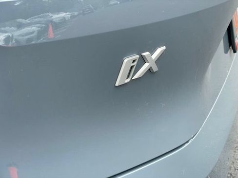 Used 2026 BMW iX xDrive45 w/ Premium Package AWD/4WD image 31