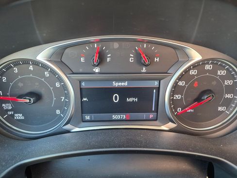 Used 2024 GMC Terrain SLT image 22