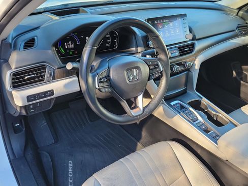 Certified 2022 Honda Accord Touring image 16