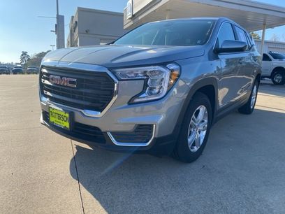 Used 2024 GMC Terrain SLE