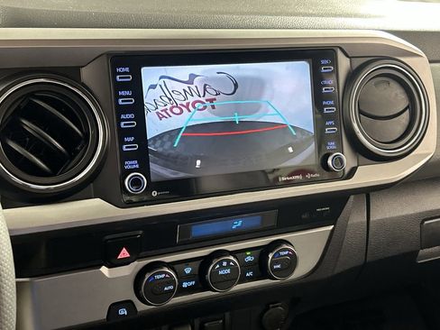 Used 2022 Toyota Tacoma SR5 image 17