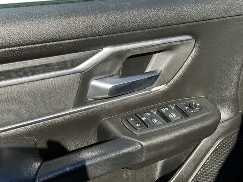 Used 2019 RAM 1500 Big Horn image 11