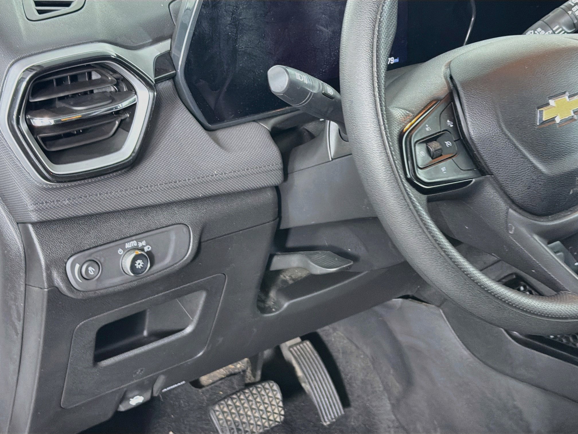 Used 2024 Chevrolet TrailBlazer LS FWD image 16