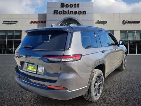 New 2025 Jeep Grand Cherokee L Limited image 4