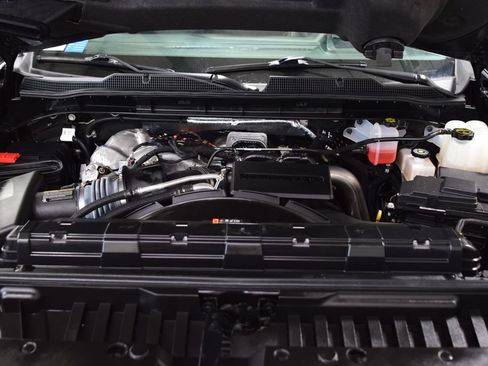 Used 2024 Chevrolet Silverado 2500 High Country w/ Technology Package AWD/4WD image 32