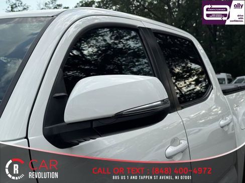 Used 2020 Toyota Tacoma TRD Off-Road image 57
