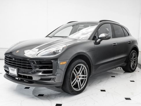 Used 2021 Porsche Macan S image 5