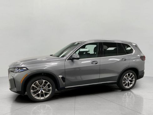 New 2026 BMW X5 xDrive40i w/ Climate Comfort Package AWD/4WD image 10