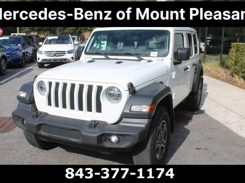 Used 2020 Jeep Wrangler Unlimited Sport S w/ Sun And Sound Package image 16