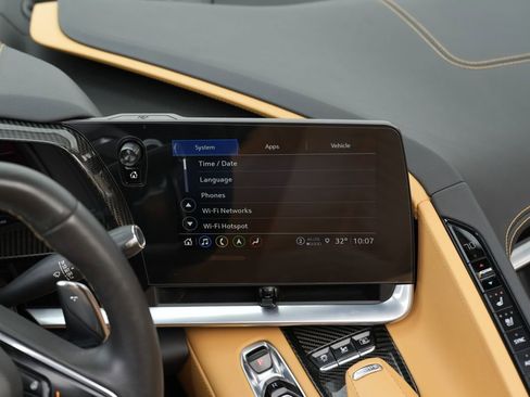 Used 2021 Chevrolet Corvette Stingray Preferred Cpe w/ Engine Appearance Package image 36