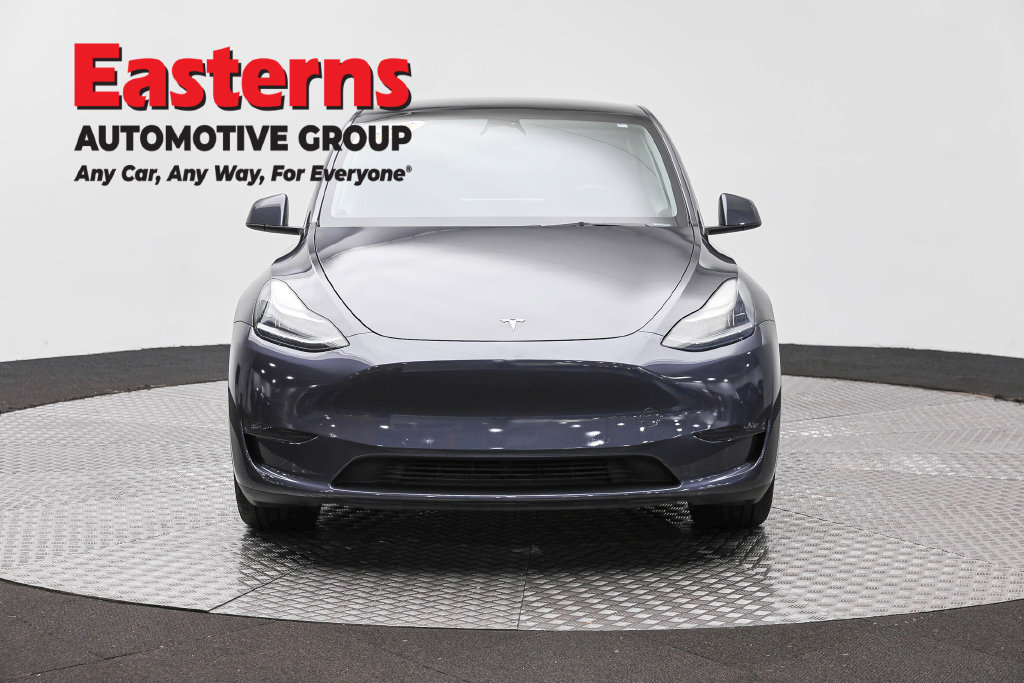 Used 2022 Tesla Model Y Long Range AWD/4WD image 3
