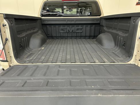 Used 2022 GMC Canyon AT4 AWD/4WD image 5