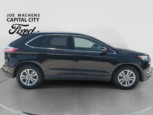 Used 2020 Ford Edge SEL w/ Cold Weather Package AWD/4WD image 3