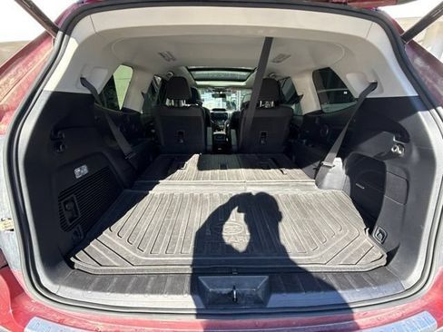 Used 2020 Subaru Ascent Limited w/ Technology Package AWD/4WD image 16