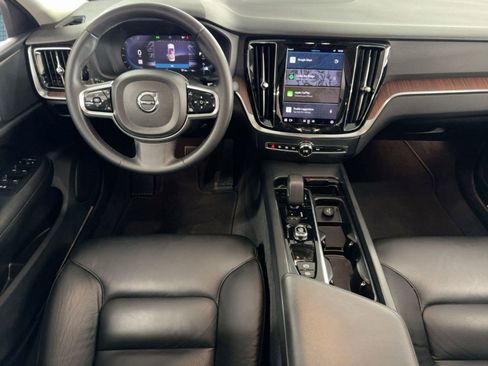 Used 2024 Volvo S60 B5 Plus image 27