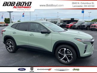Used 2024 Chevrolet Trax RS w/ Sunroof Package FWD video 1