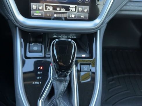 Used 2025 Subaru Outback Touring XT image 14