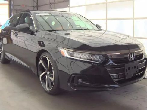 Used 2021 Honda Accord Sport image 2