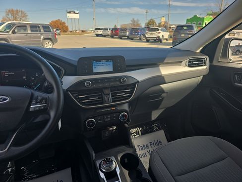 Used 2021 Ford Escape S image 15