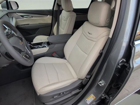 New 2026 Cadillac XT5 Premium Luxury image 21
