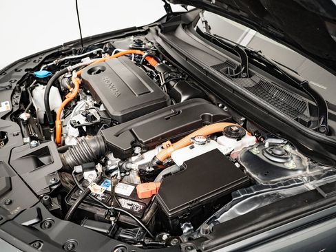 Used 2023 Honda Accord Touring image 43