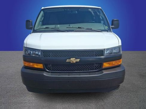 Used 2020 Chevrolet Express 2500 Work Van image 2