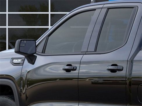 New 2025 GMC Sierra 1500 Elevation image 12