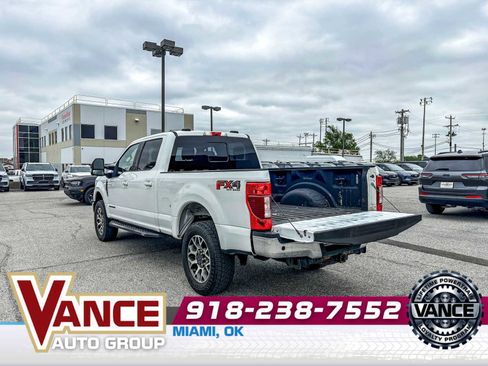 Used 2021 Ford F250 Lariat w/ Lariat Ultimate Package AWD/4WD image 17