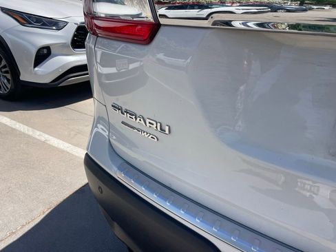 Used 2020 Subaru Ascent Premium w/ Convenience Package image 5