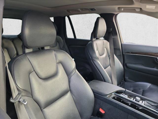 Used 2016 Volvo XC90 T6 Momentum w/ Momentum Plus Package AWD/4WD image 15
