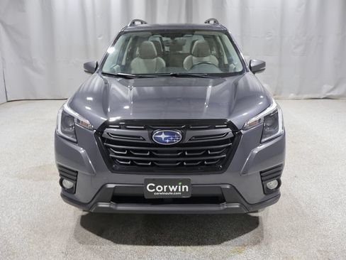 Used 2023 Subaru Forester Limited w/ Popular Package #3 AWD/4WD image 7