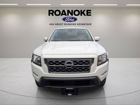 Used 2023 Nissan Frontier SV w/ SV Convenience Package AWD/4WD image 9