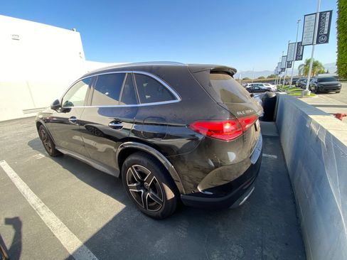 Used 2025 Mercedes-Benz GLC 350e 4MATIC image 4