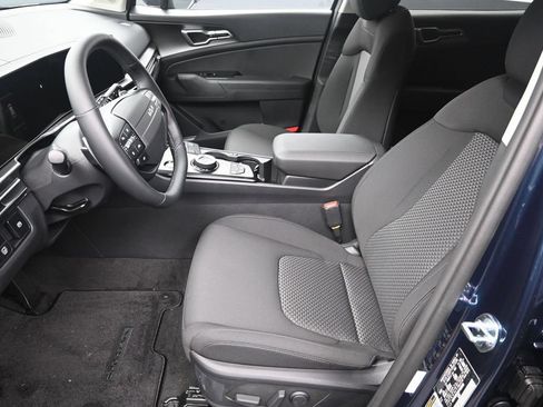 New 2027 Kia Sportage S FWD image 13