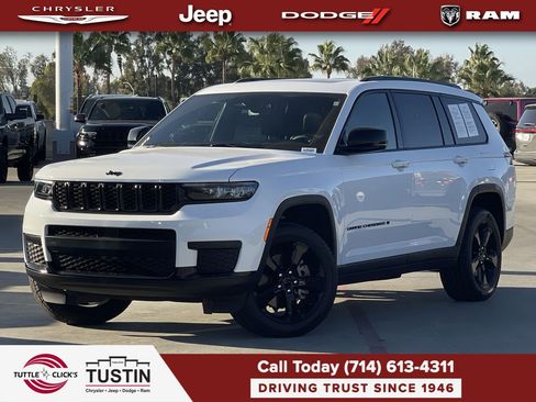Used 2023 Jeep Grand Cherokee L Laredo AWD/4WD image 1