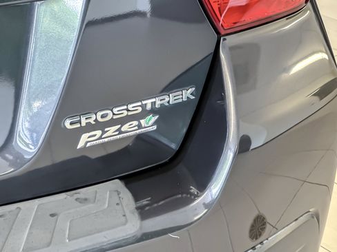Used 2017 Subaru Crosstrek 2.0i Premium AWD/4WD image 26