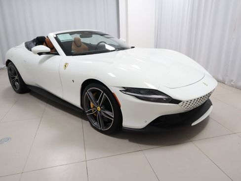 Certified 2024 Ferrari Roma Spider image 6