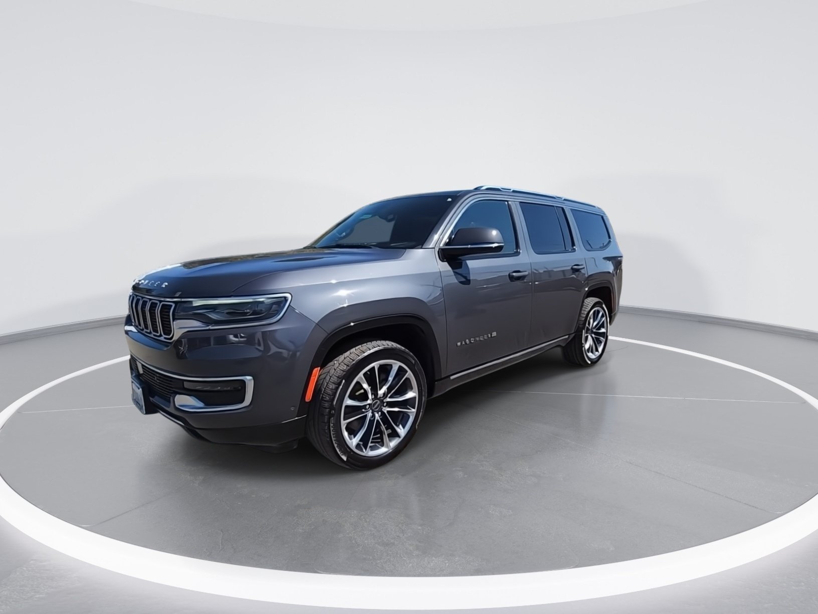 Used 2022 Jeep Wagoneer Series III w/ Premium Group I AWD/4WD image 4