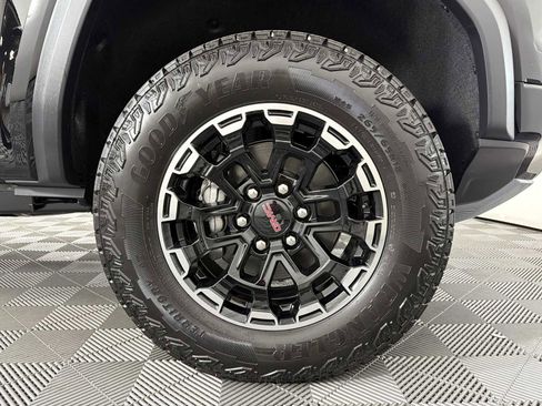 New 2026 GMC Canyon AT4 w/ AT4 Premium Package image 22