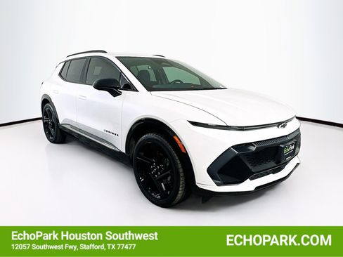 Used 2024 Chevrolet Equinox EV RS FWD image 1