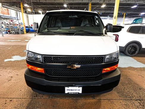 Used 2023 Chevrolet Express 2500 Extended w/ Driver Convenience Package RWD image 2