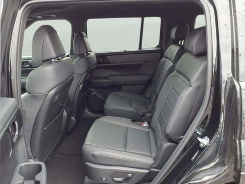 New 2026 Hyundai Santa Fe Calligraphy FWD image 10