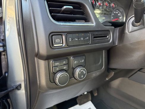 Used 2021 Chevrolet Tahoe LT image 13