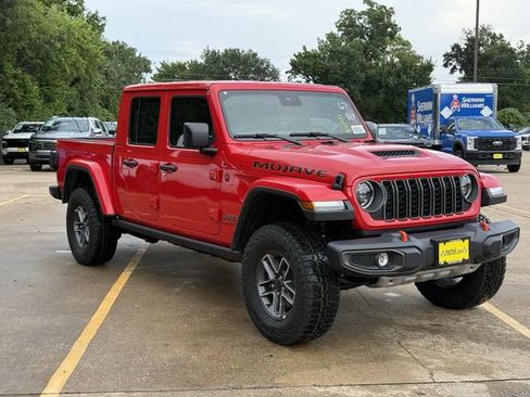 New 2025 Jeep Gladiator Mojave w/ Convenience Group AWD/4WD image 2