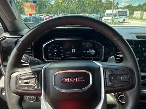 Used 2025 GMC Sierra 1500 SLT w/ SLT Premium Plus Package RWD image 28