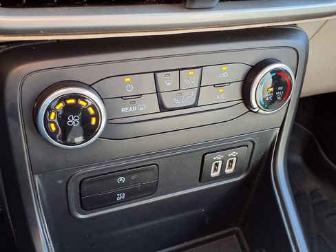 Used 2020 Ford EcoSport S image 27