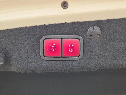 Used 2021 Mercedes-Benz C 300 Sedan w/ Premium Package image 12