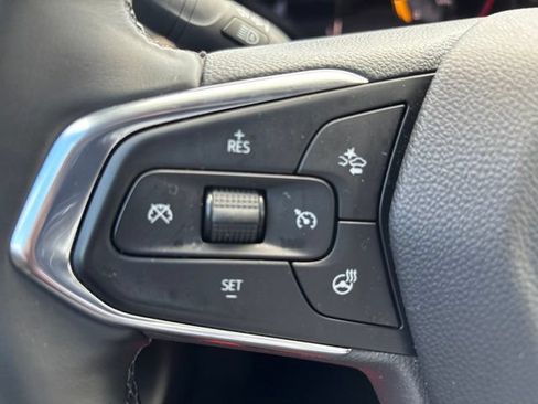 Used 2025 Chevrolet Trax ACTIV w/ Driver Confidence Package FWD image 19